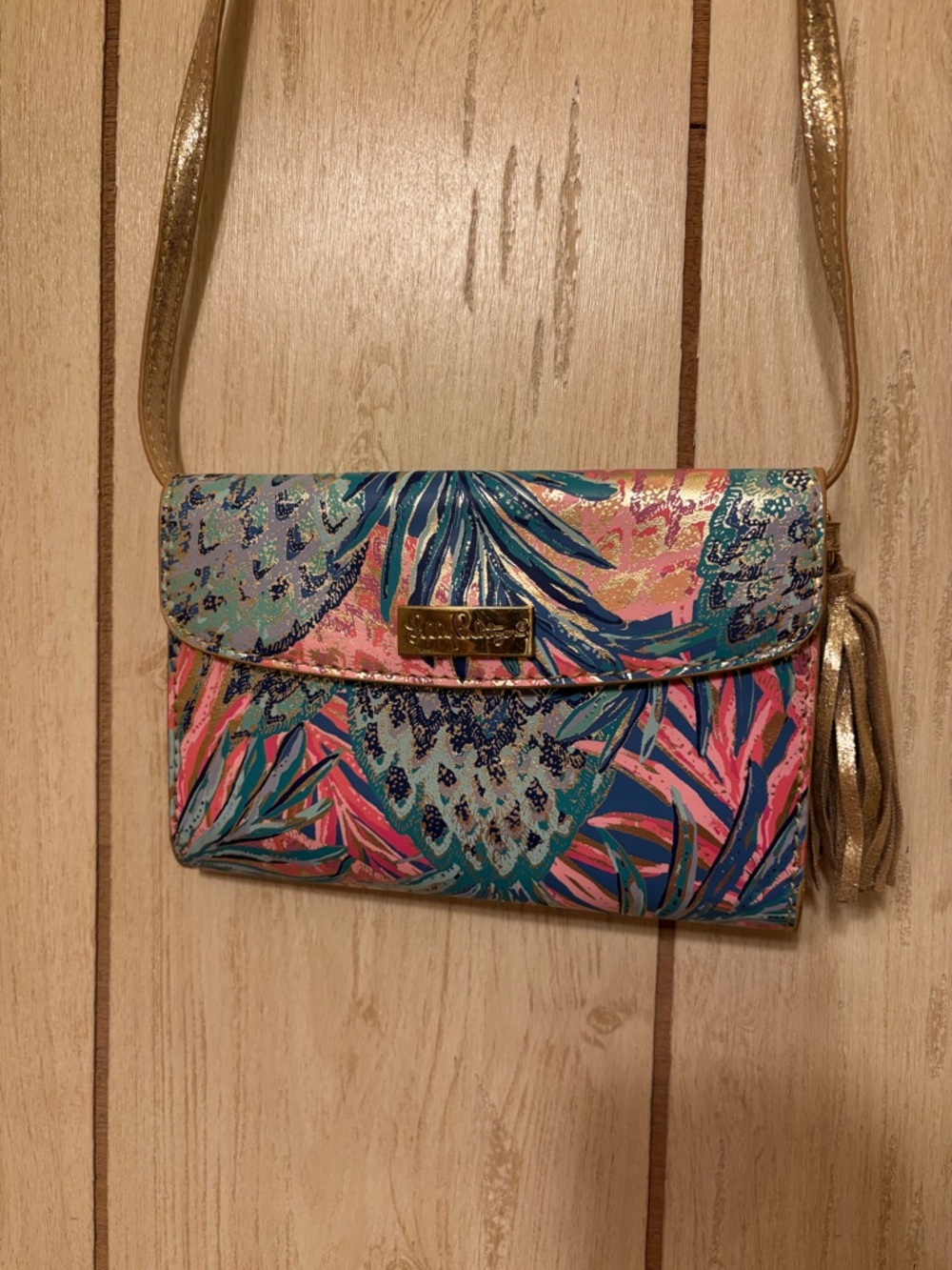 Lilly Pulitzer Teal Pink Navy Pineapple-Print Crossbody with Gold Strap
